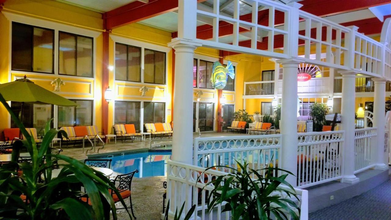Bel-Aire Hotel Lake Эри Экстерьер фото