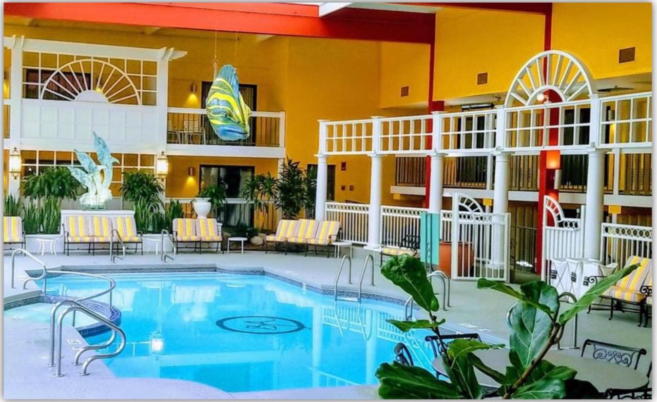 Bel-Aire Hotel Lake Эри Экстерьер фото